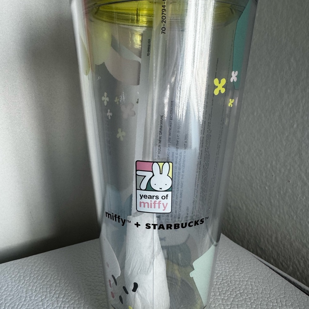 Miffy x Starbucks Water Cup with Straw - Picture 4 of 8